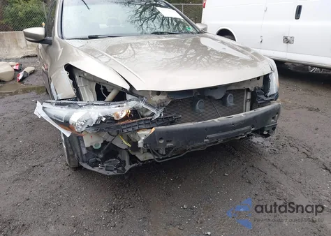 2010 Honda Accord 2.4 Ex-L from USA, damaged, VIN 1HGCP2F85AA070267